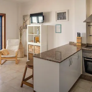 https://el-puertito.in-canary-islands.com